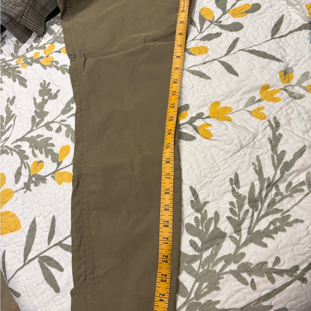Women's Pull-On Tan Capris - Slim Comfort Fit - Picture 5 of 7